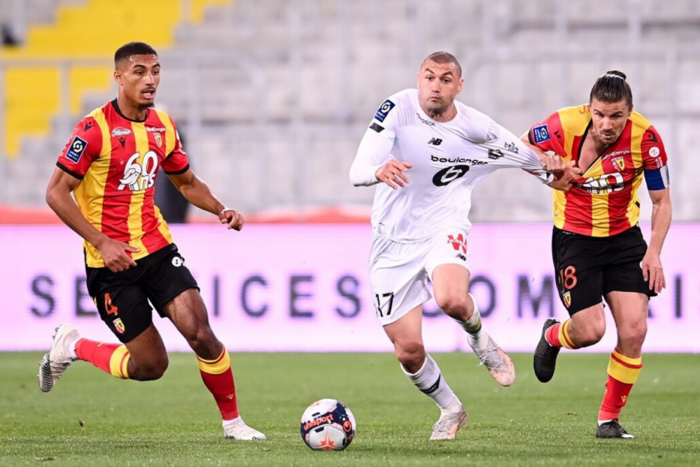 实力碾压！法甲领头羊轻松取胜的简单介绍