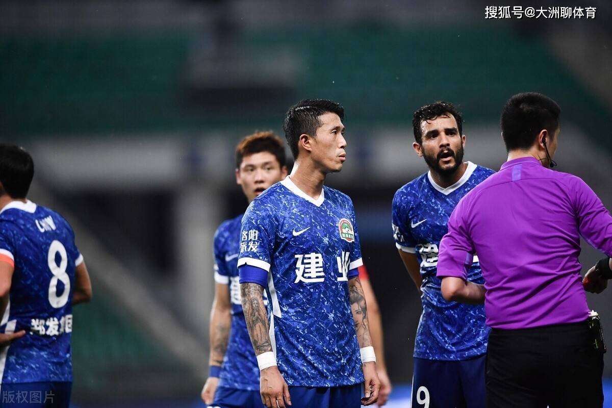 江苏苏宁险胜青岛黄海，河南建业战平河北中基的简单介绍