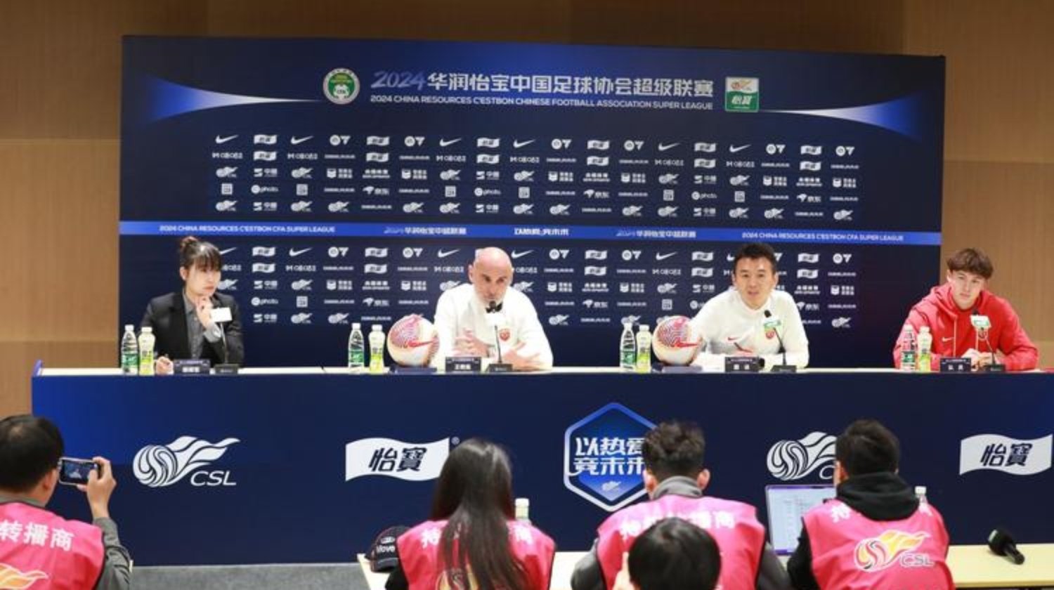 球员场外风波不断，球队士气受到影响的简单介绍