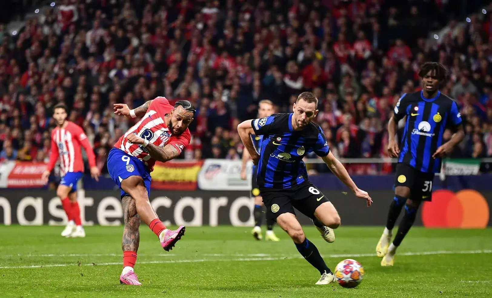 惨败！马竞主场遭遇逆转失利的简单介绍