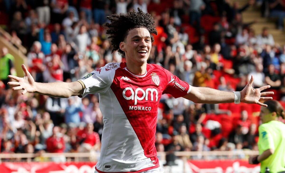 雷恩迪主场告捷,继续领跑积分榜 雷恩迪主场告捷,继续领跑积分榜