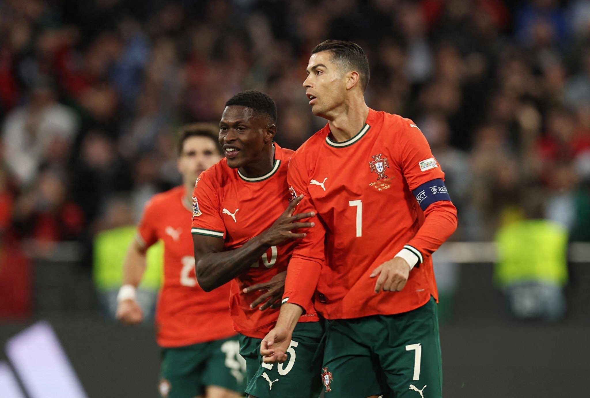 不败传奇！葡萄牙队欧预赛连战连胜