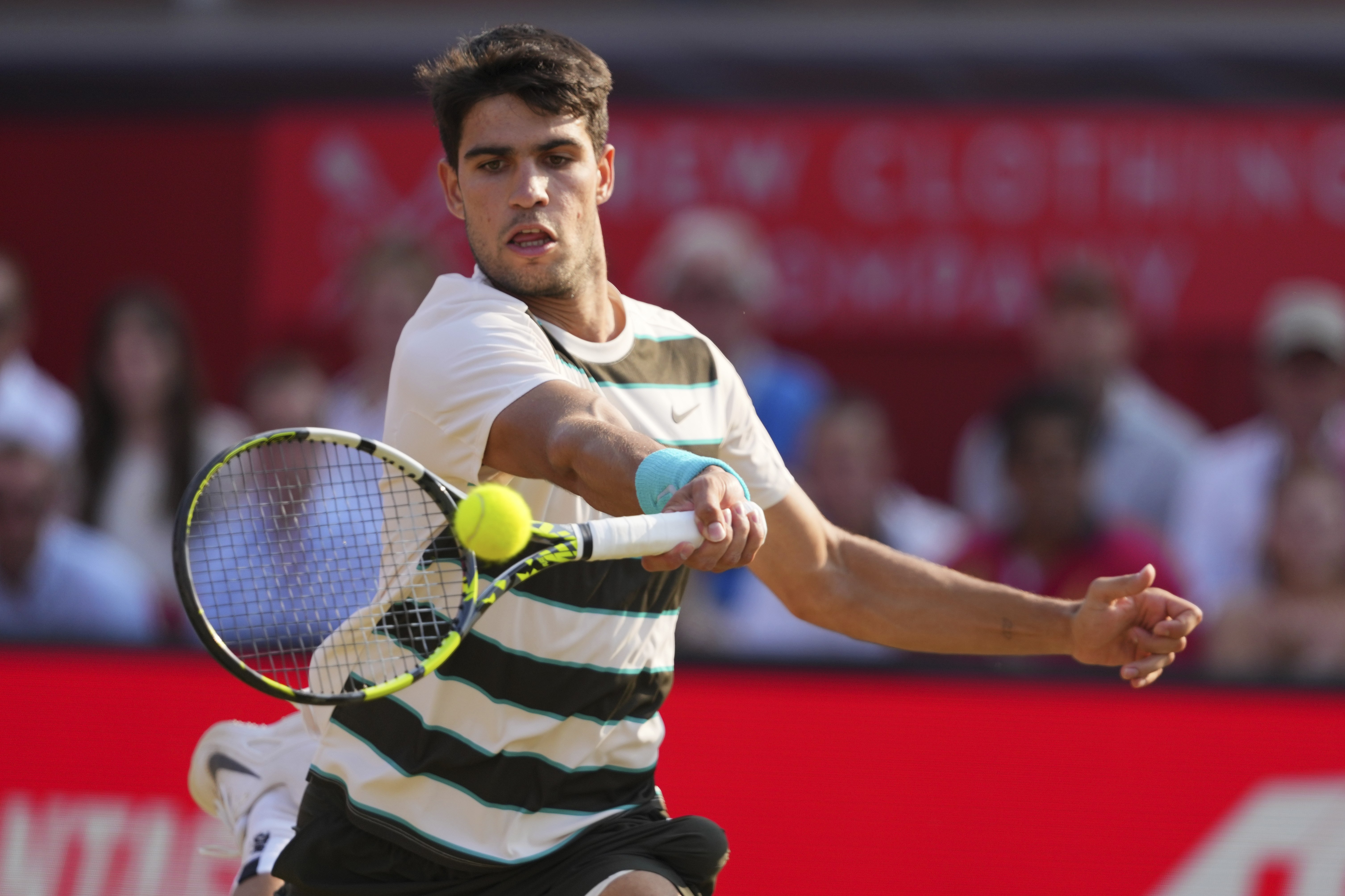 包含德国网球队碾压意大利网球队，阿尔卡拉斯爆发神勇的词条