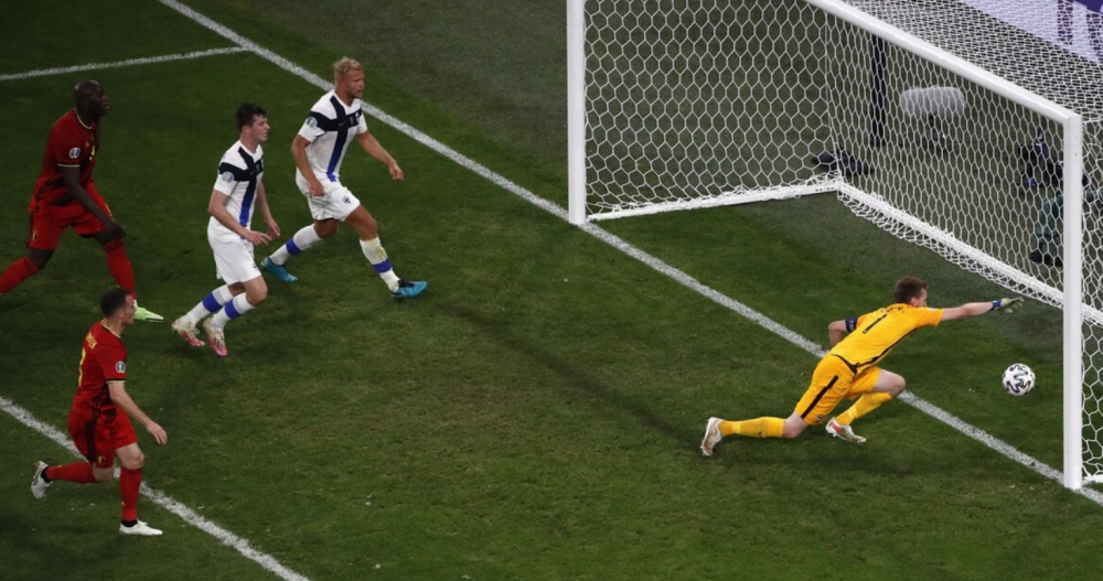 丹麦险胜奥地利，本泽马关键制胜