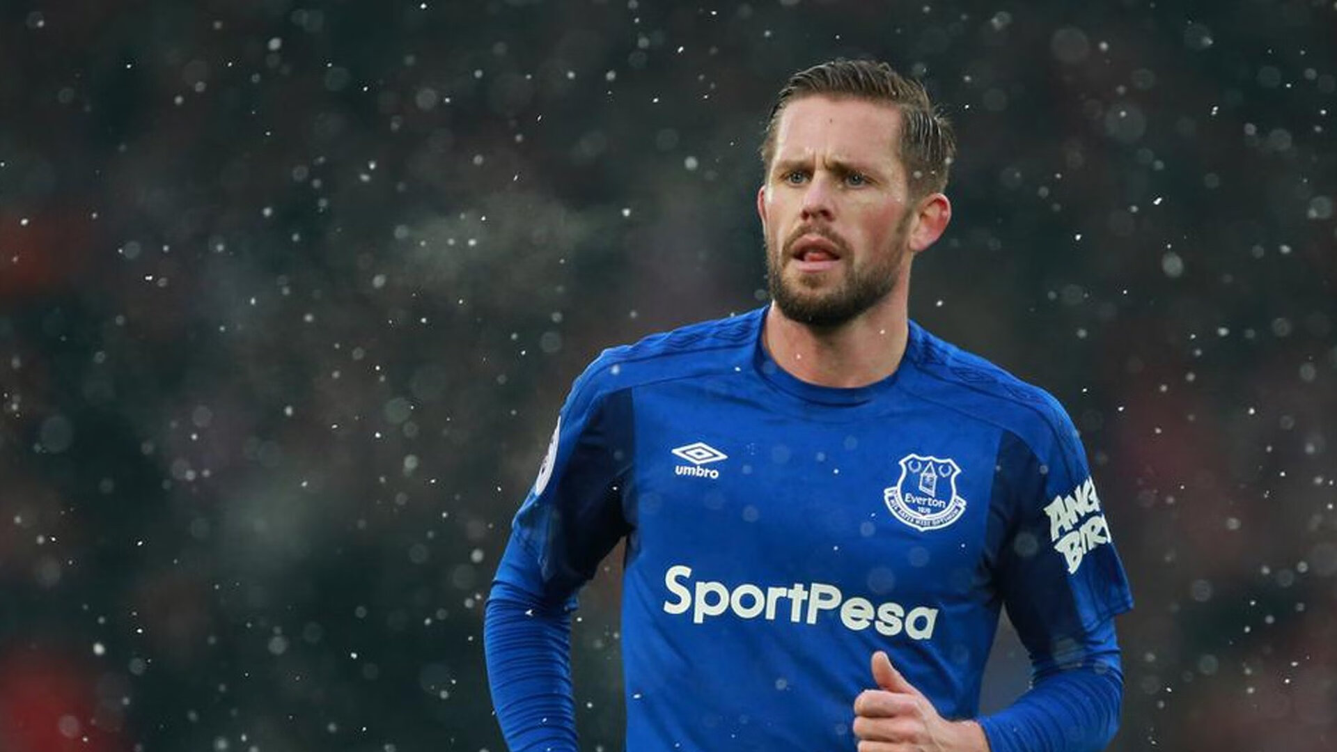 战术的胜利与个人的辉煌，比利时精密体系压制南非，格纳布里刷新纪录书写新篇