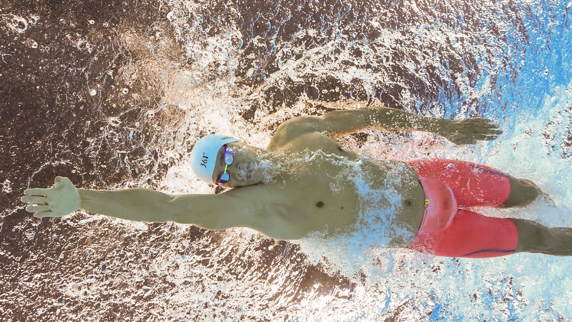 加维连续得分拉开差距，喀麦隆坚韧防守终结厄瓜多尔晋级希望